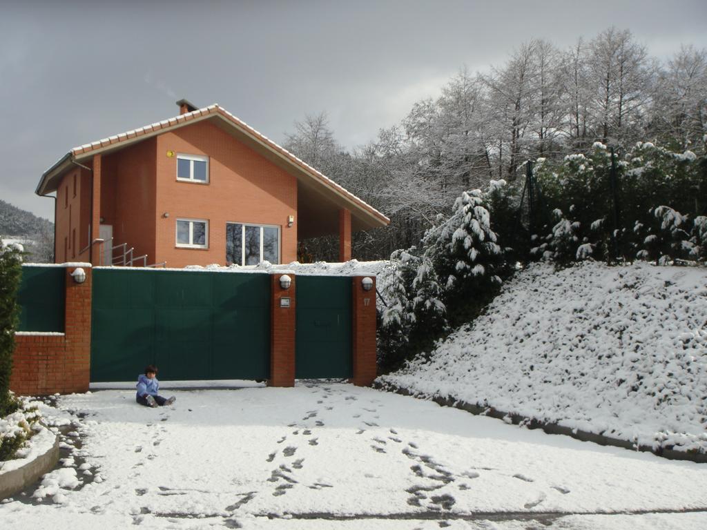 Villa Bosque Albite Llanera  Eksteriør billede